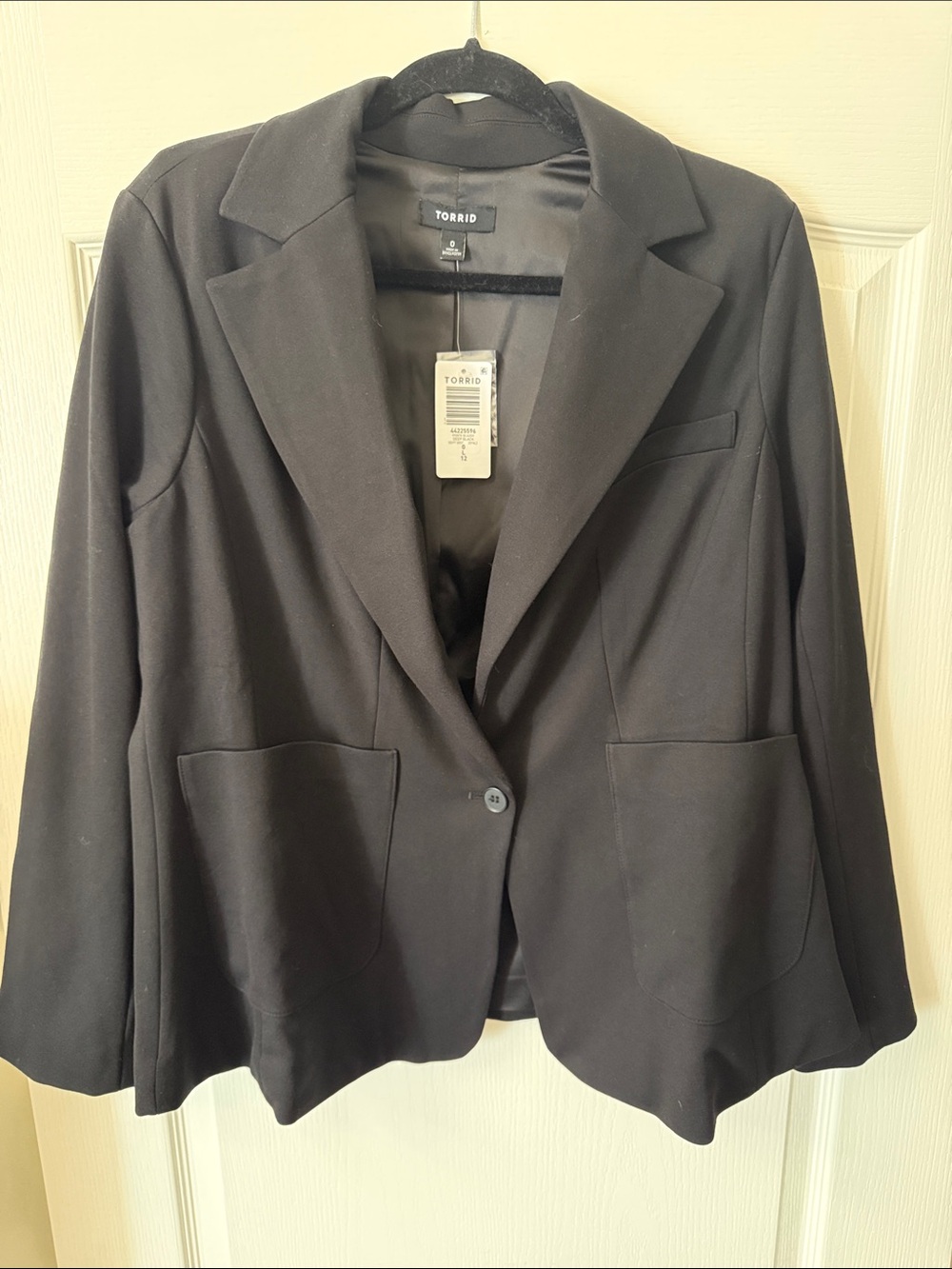 torrid Black Single-Button Notch Lapel Blazer
